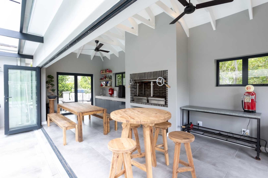 4 Bedroom Property for Sale in Val De Vie Estate Western Cape